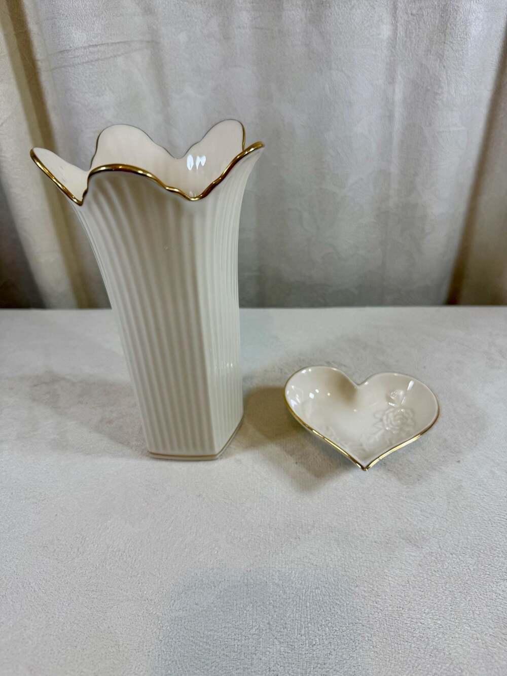 Lenox Meridian Collection Vase & Heart-Shaped Trinket Dish w/ 24K Gold Trim
